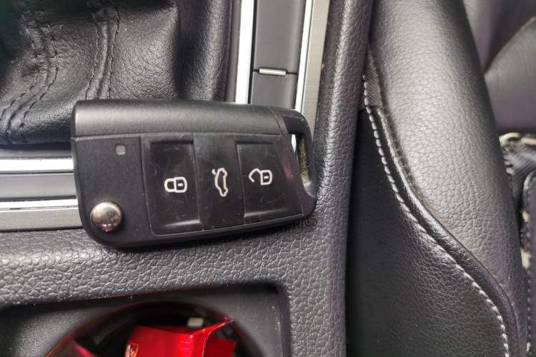 Used Volkswagen Golf 2015 1.4TSI Automatic Luxury Model