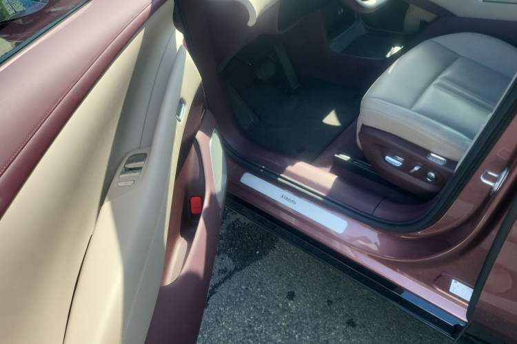 Used Xiaomi Auto YU7 2025 Ultra-Long Range High-Performance All-Wheel-Drive Max Edition