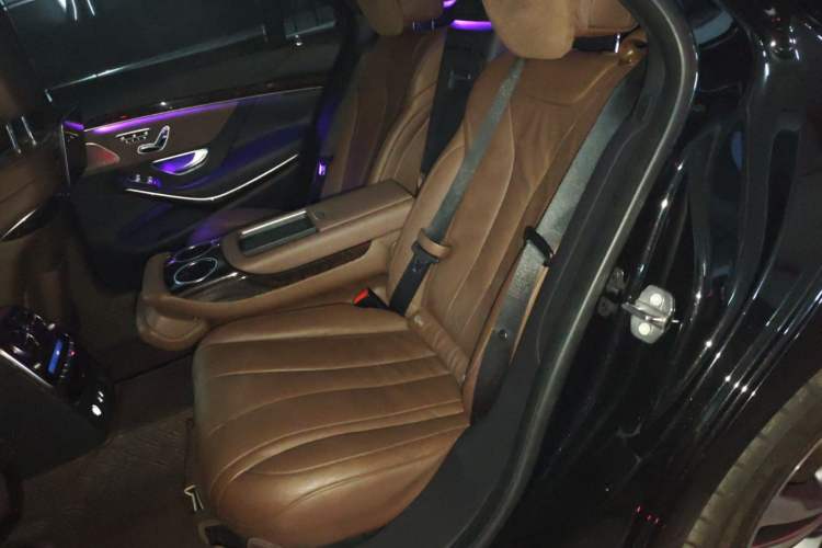 Used Mercedes-Benz S-Class 2019 S 350 L Luxury Edition Prestige Edition Left Rear Seat