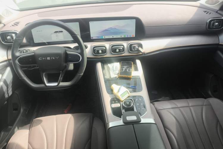 Used Chery Tiggo 9 C-DM 2025 1.5T 106KM Ultra-Comfort Edition 5 Seats Lithium-NMC