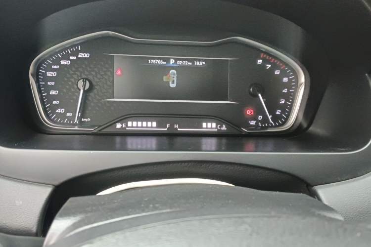 Used SAIC MAXUS G20 2019 First Edition 2.0T Automatic Luxury Version China V Standard
