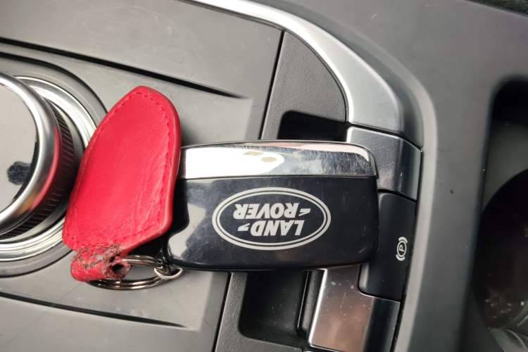 Used Land Rover Discovery Sport 2018 240 PS SE Version
