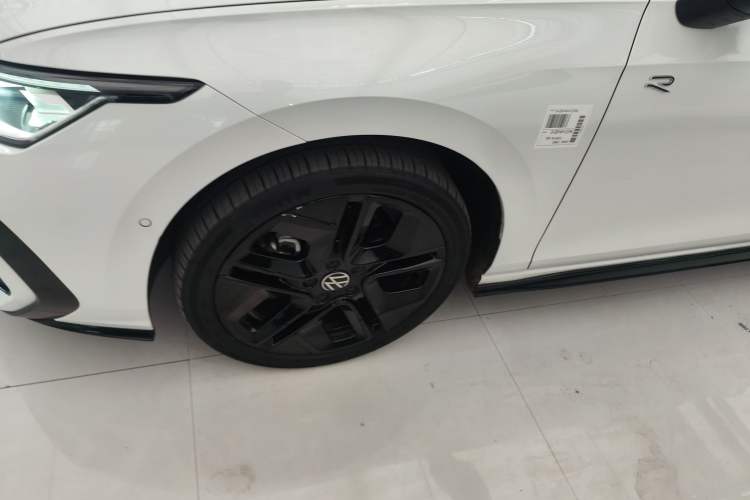 Used Volkswagen Golf 2025 300TSI R-Line