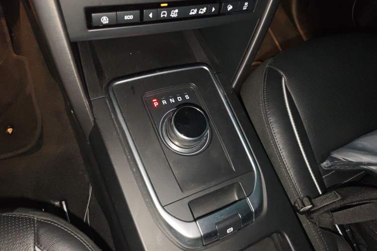 Used Land Rover Discovery Sport 2019 240 PS SE Dynamic Version China VI Standard