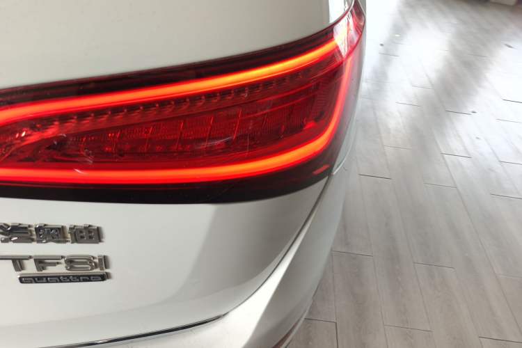 Used Audi Q5 2017 40 TFSI Ambition Edition