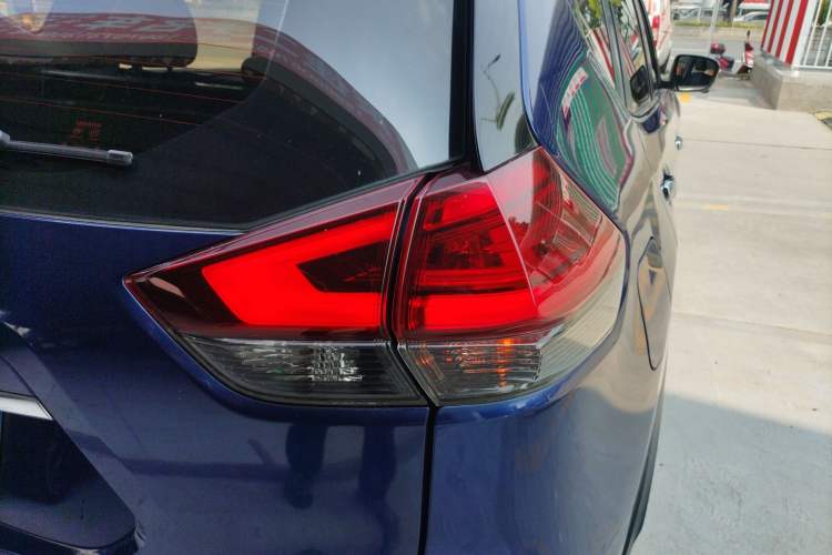 Used Nissan X-Trail 2017 2.0L CVT Comfort Edition 2WD
