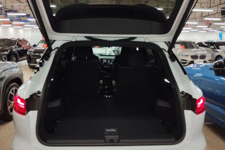 Used Audi Q5 e-tron 2023 40 e-tron Shining Edition Mecha Kit Trunk