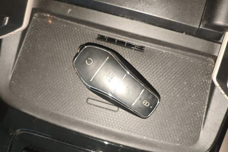 Used BYD Han 2024 DM-i Glory Edition 121KM Prestige Model