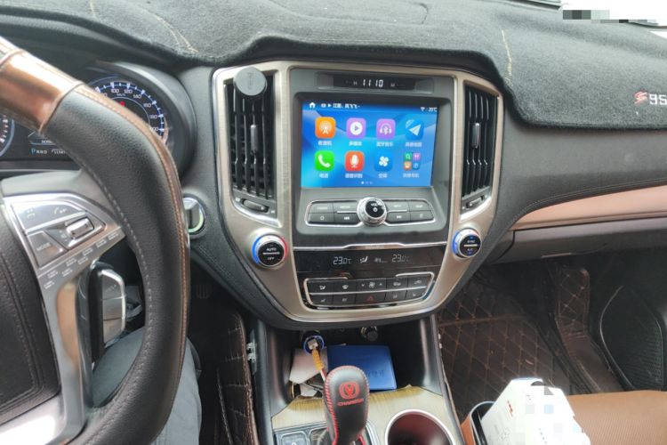 Used Changan CS95 2017 2.0T Four-Wheel Drive ZhiZun Edition