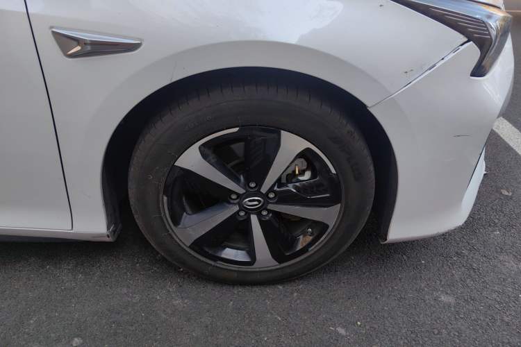 Used GAC Group Toyota iA5 2019 Leading Edition Right Front Wheel Hub