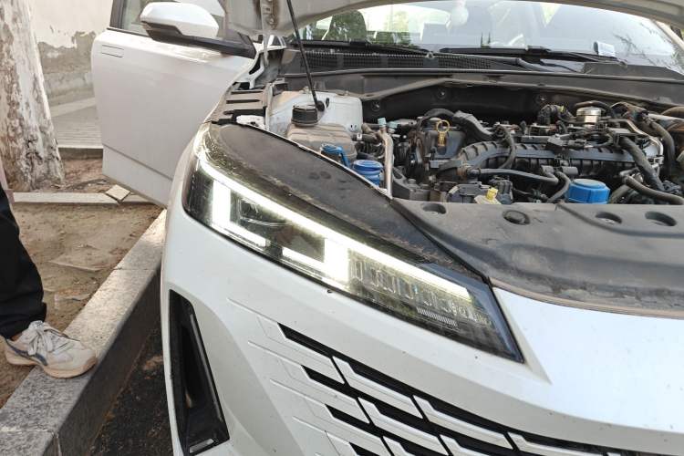 Used CHANGAN Eado DD 2023 Blue Whale NE 1.5T GDI DCT Enjoy Edition Right Front Headlight