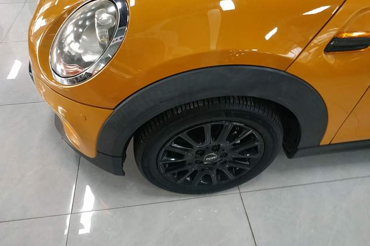 Used MINI MINI 2015 1.5T COOPER Fun Five-Door Edition
