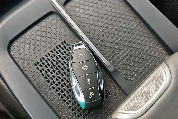 Used Hongqi EH7 2024 690 Pro Interior 1