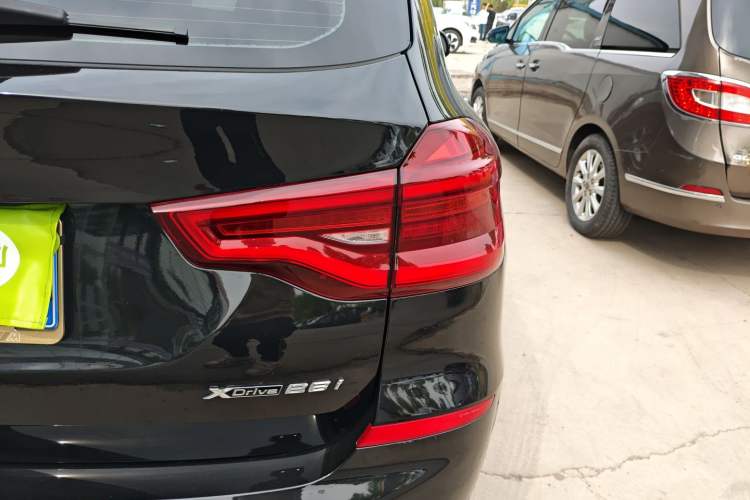 Used BMW X3 2020 xDrive28i Luxury Package Exterior 3