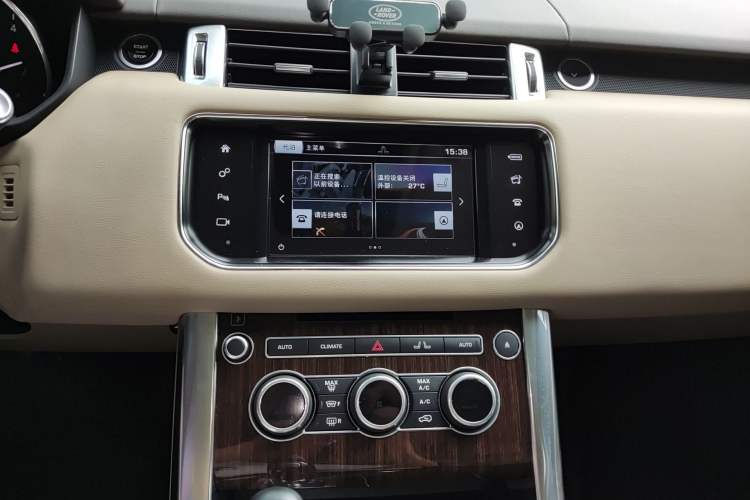 Used Land Rover Range Rover Sport 2014 3.0 SC V6 HSE
