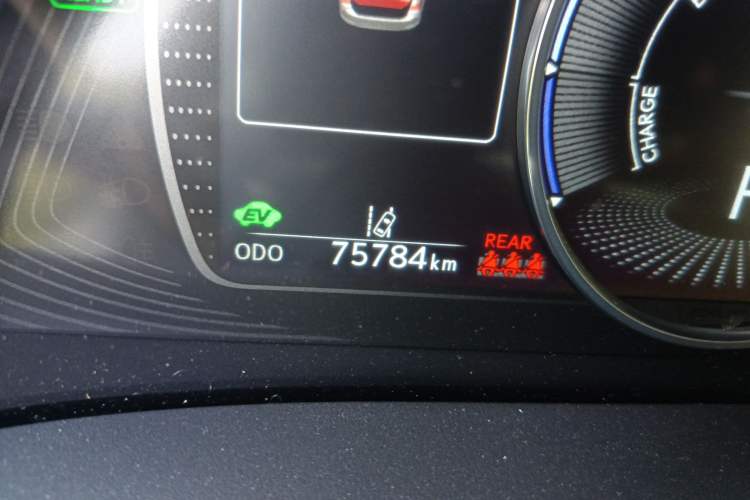 Used Lexus ES 2021 300h Excellence Edition Odometer Close Up