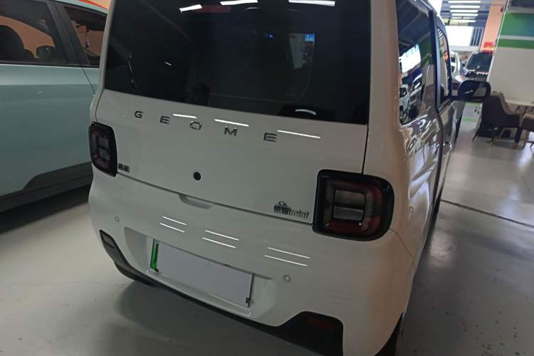 Used Geely Galaxy Panda 2024 Panda Mini 200km Endurance Bear