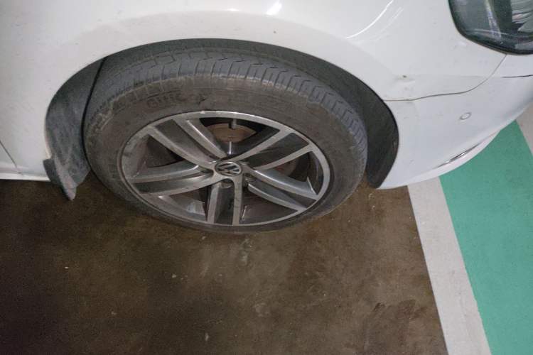 Used Volkswagen FAW-Volkswagen CC 2015 2.0 TSI Luxury Model
