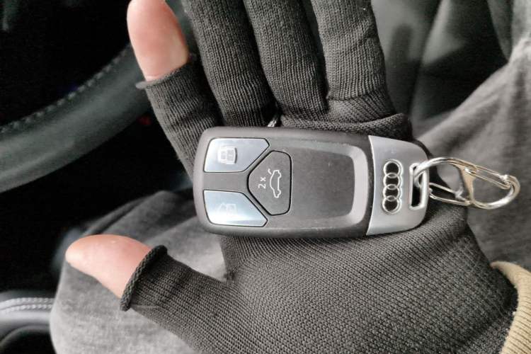 Used Audi A4L 2020 40 TFSI Fashionable and Elegant Model