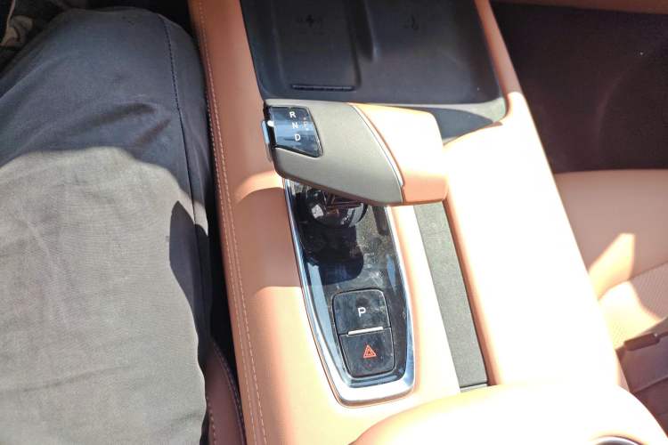 Used Changan UNI-Z New Energy 2025 Model, Smart New Blue Whale 125km Battleship+ Version