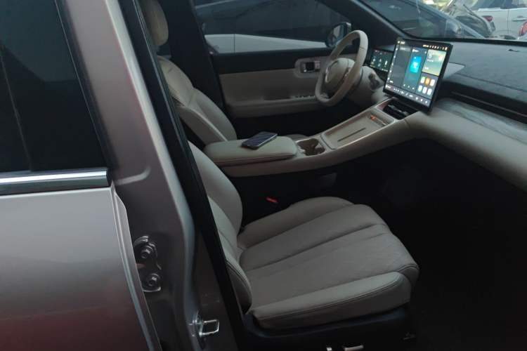 Used Wuling Xingguang S 2024 130 km Flagship Version
