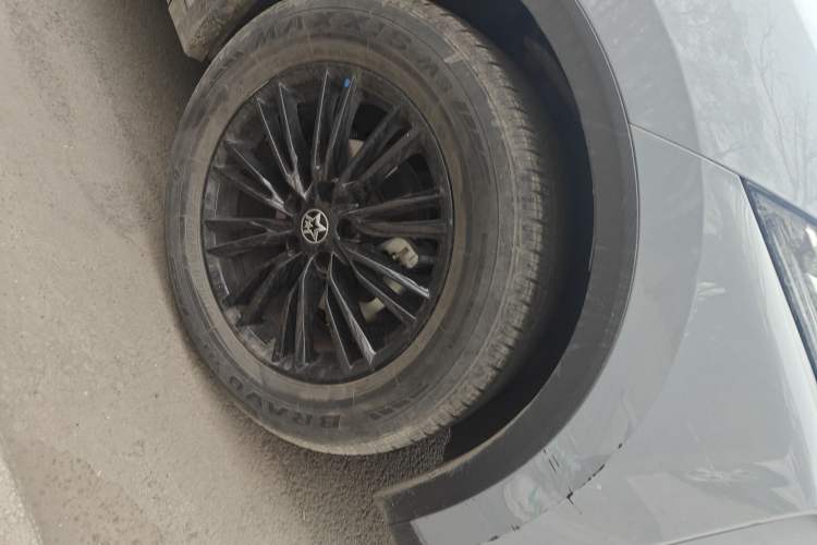 Used Venucia V 2021 260T Idol Edition
