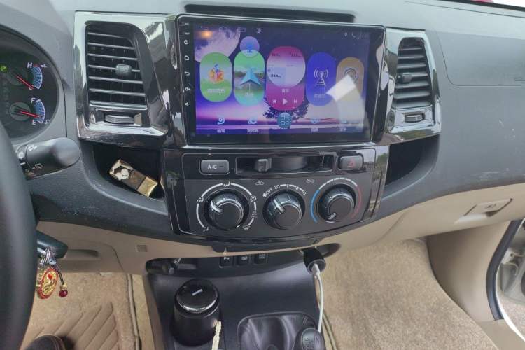 Used Toyota Fortuner 2015 2.7L Standard Edition
