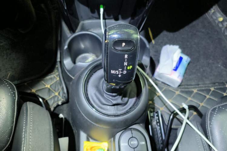 Used MINI MINI 2019 1.5T COOPER Artist