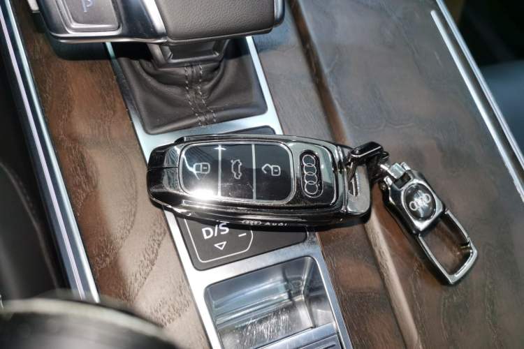 Used Audi A6L 2023 45 TFSI Prestige Elegant Edition
