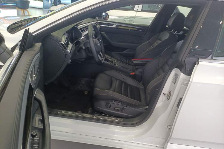 Used Volkswagen FAW-Volkswagen CC 2024 380TSI Striking Edition
