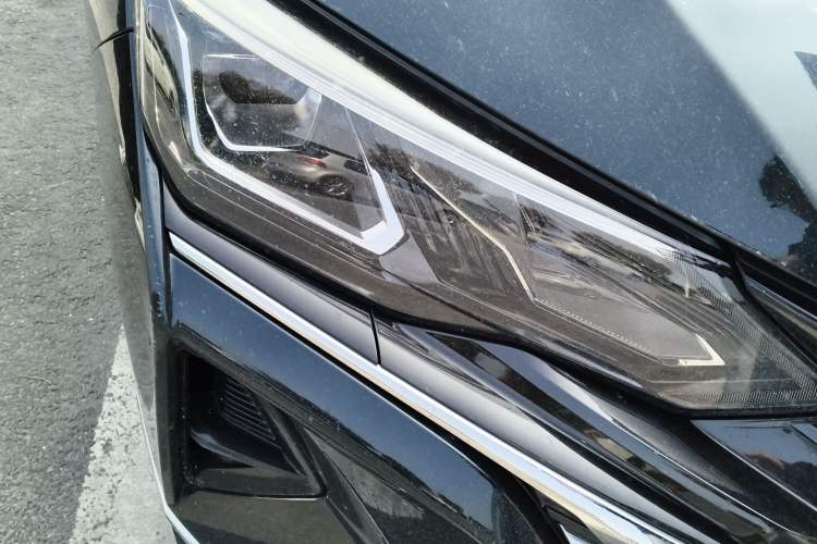 Used Dongfeng Aeolus Yixuan MAX 2021 1.5T Super-Powered Dad Edition