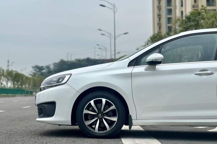 Used Citroen C4 Sega 2016 1.6L Manual Luxury Model