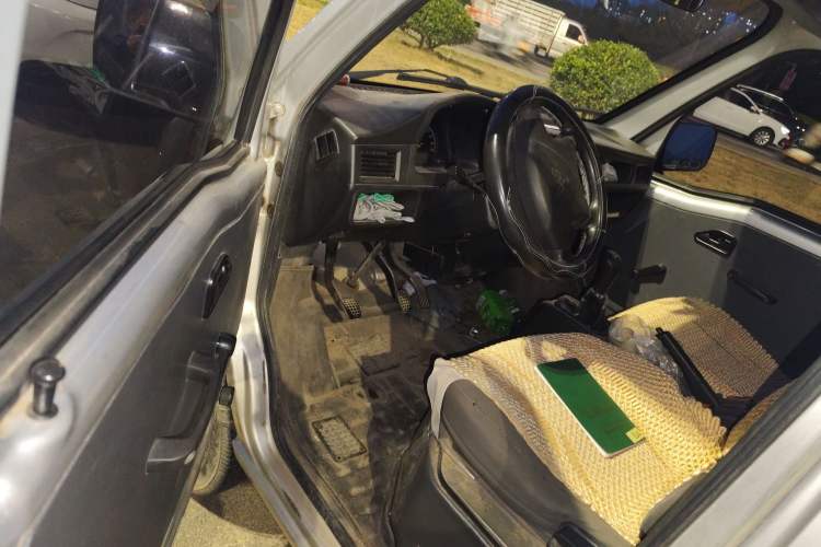 Used Wuling Zhiguang 2015 1.2L Practical LS-I Model