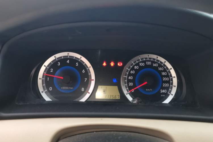 Used Toyota Corolla EX 2013 1.6L Manual Luxury Edition