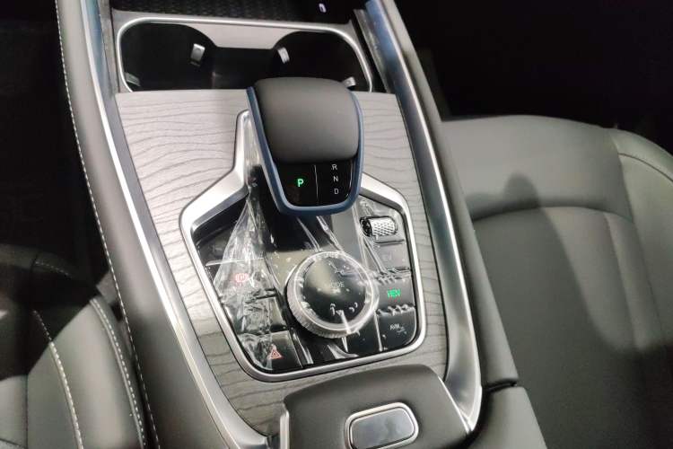 Used Chery Tiggo 8 PRO New Energy 2024 1.5T 100km XinChen Edition Gear Lever