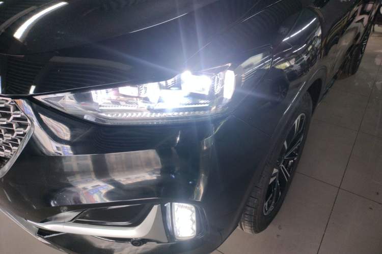 Used Wey VV6 2021 2.0T Two-Wheel Drive Smart Plus