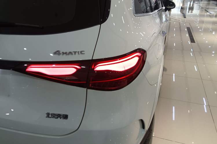 Used Mercedes-Benz GLC 2023 GLC 300 L 4MATIC Dynamic 7-Seater