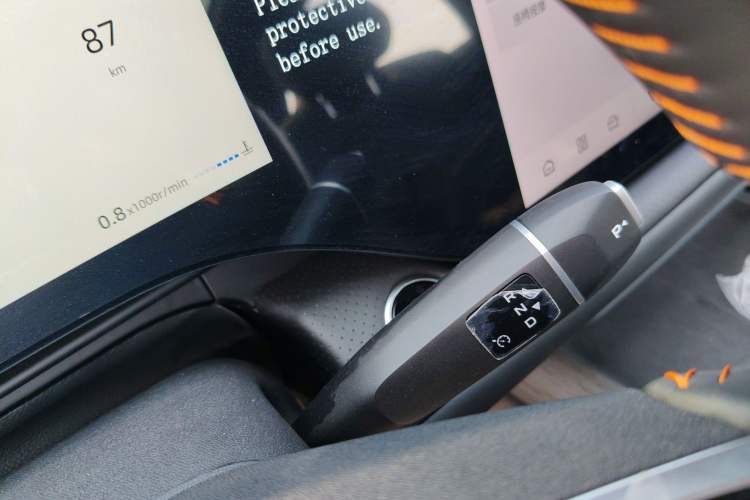 Used CHANGAN CS75 PLUS 2025 4th Generation UItra 2.0T New Blue Whale – Smart & Powerful Version