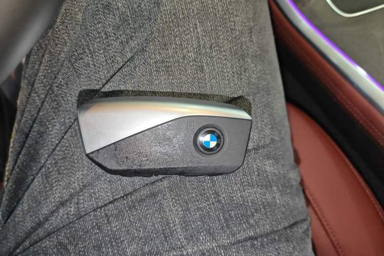 Used BMW X5 2023 xDrive 30Li M Sport Package