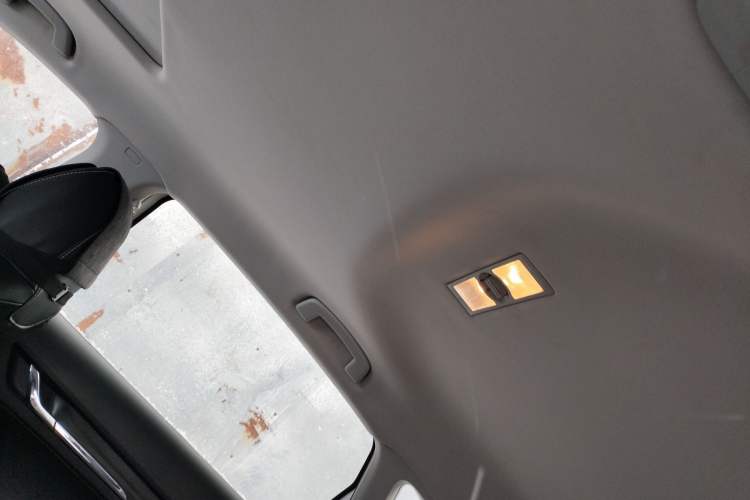 Used Skoda Kamiq 2018 1.5L Automatic Comfort Edition China VI Standard
