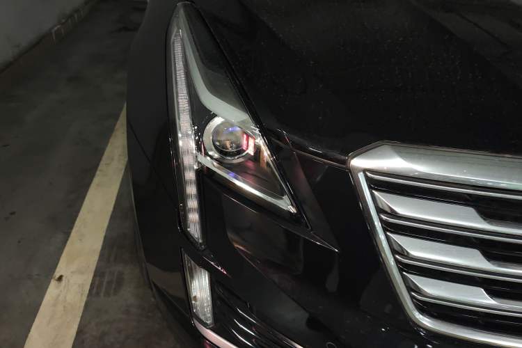 Used Cadillac XT5 2016 25T Luxury Model
