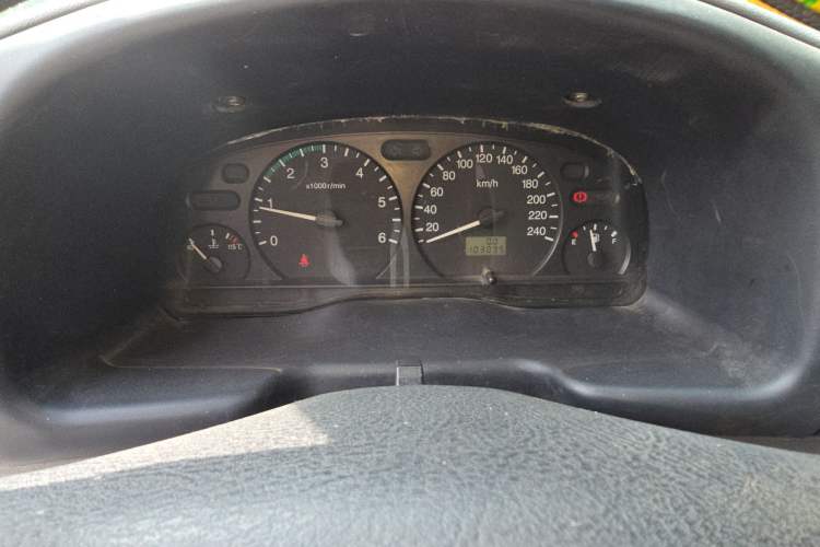 Used Ford Classic Transit 2013 2.8T Diesel Logistics Model with Short Wheelbase and Mid-Roof JX493ZLQ4
