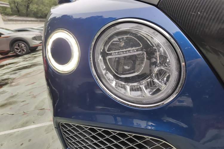 Used Bentley Bentayga 2016 6.0T Standard Edition
