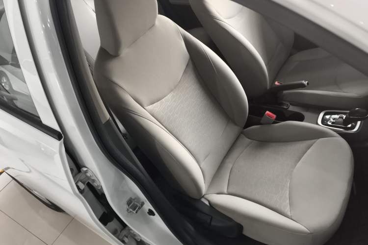 Used Chevrolet Sail 2018 Sail 3 1.3L AMT Ideal Edition Right Front Seat