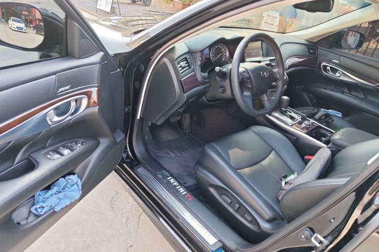 Used Infiniti Q70 2019 Q70L 2.0T Elite Plus Version Driver Seat