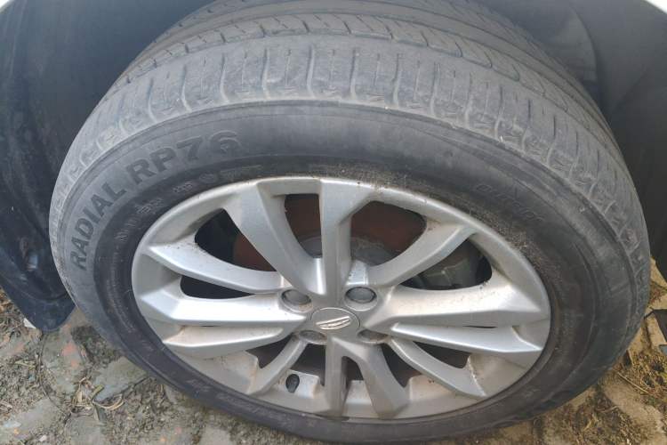 Used Geely Auto Vision 2019 Upgraded Model 1.5L Manual Luxury Version China VI Standard