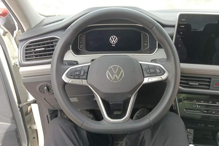 Used Volkswagen Tayron 2023 300TSI Two-Wheel-Drive Luxury Plus Advanced Edition