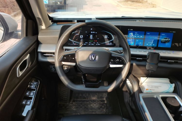 Used CHANGAN Hunter 2024 Warrior Edition Luxury Model Dual-Motor All-Wheel Drive Standard Box