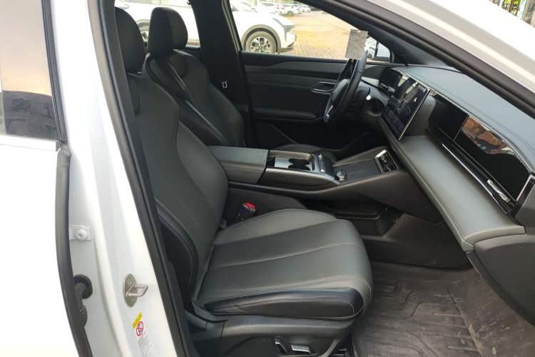 Used BYD Qin L 2025 EV 545KM Beyond Version
