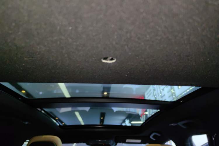 Used Lincoln Corsair 2021 2.0T Two-Wheel-Drive Luxury Edition